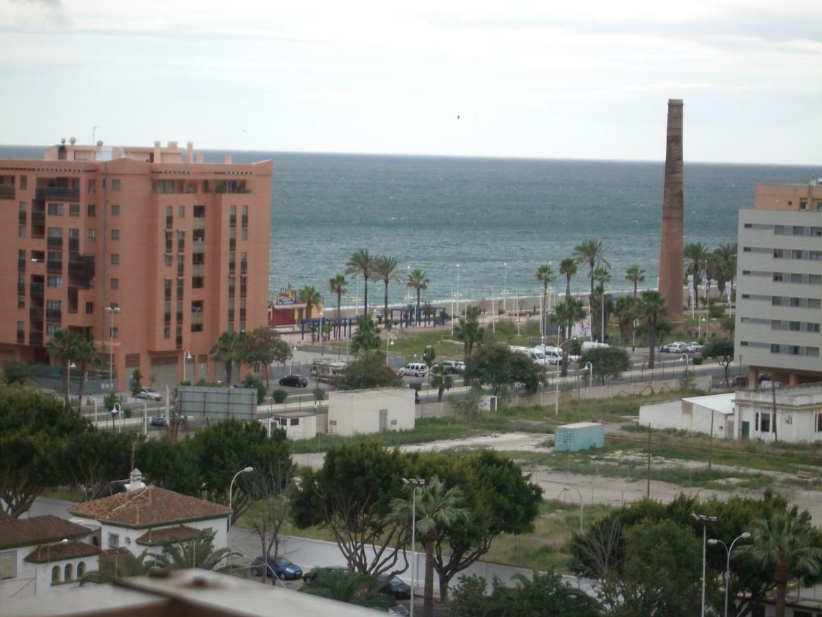 דירות מאלגה Paseo Maritimo De Poniente מראה חיצוני תמונה